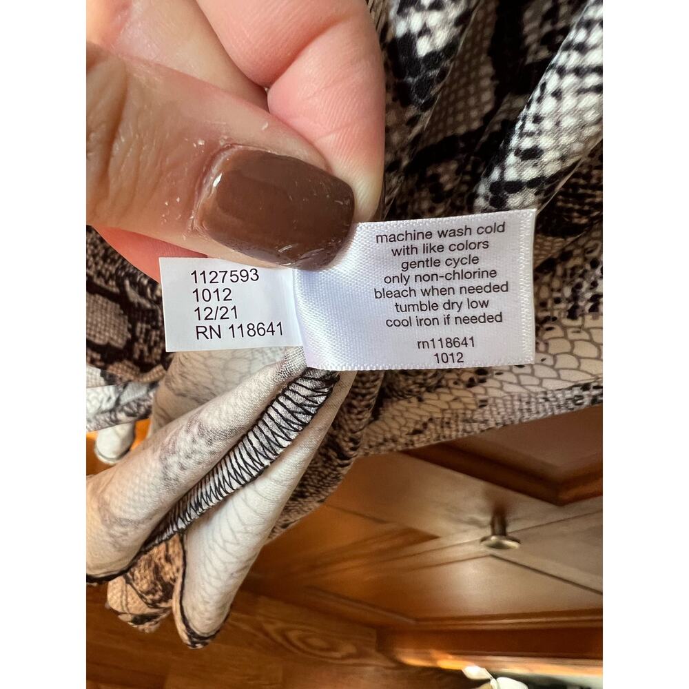 NWT Lane Bryant Women's Snake Skin Printed Fit & Flare Dress White/Black 22/24 - Picture 8 of 11
